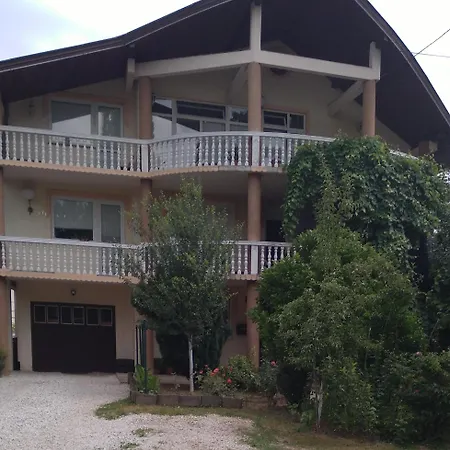 Gostinjska kuća Apartman Mima *